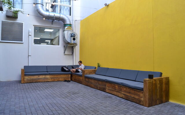 91 Loop - Hostel