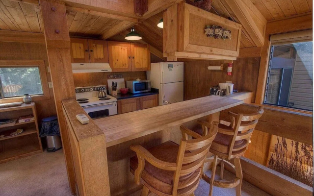 Chimney Rock Condo 3 Bedroom Condo by RedAwning