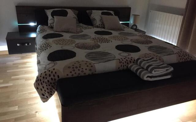 Vittel, Appt 55 m2, en face du parc Thermal