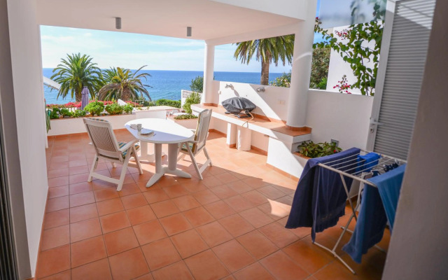 The Fantastic Beach House of Luz