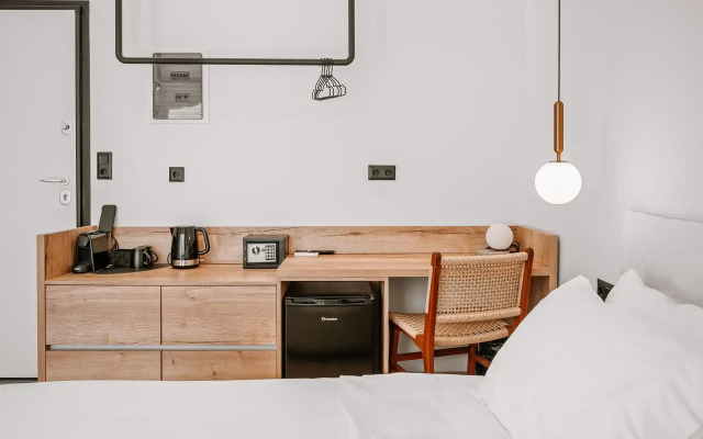 Planis Str Urban Suites