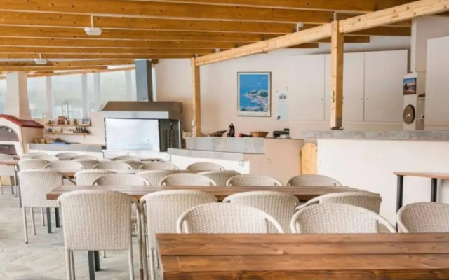 Panorama Fanari Studios & Apartments