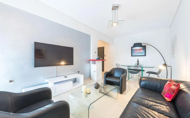 Seaside Central Apartment