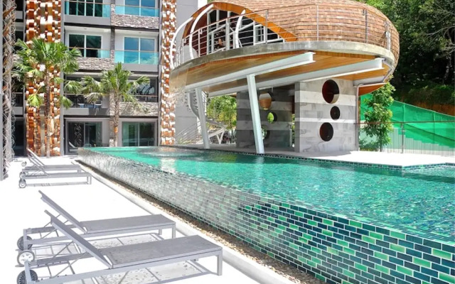 Emerald Patong New Studio with Balcony