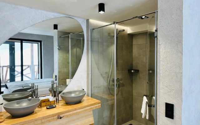 Chalet CrepDeChine Hotel