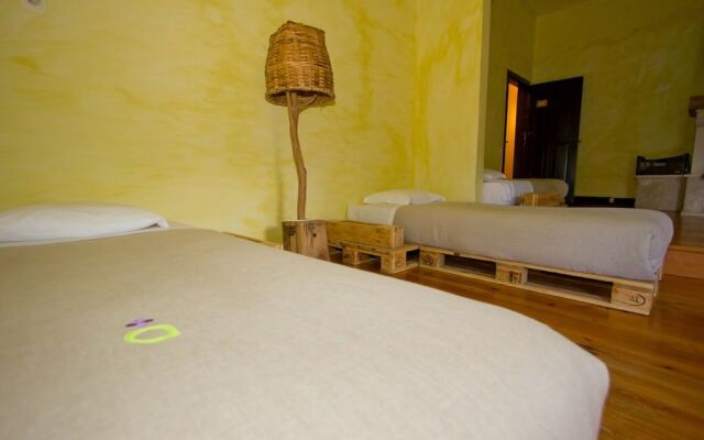Almáa Sintra Hostel