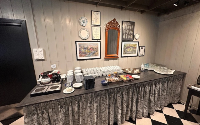 Hofslund Fjord Hotel