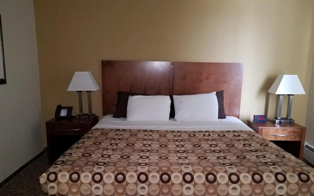 Red Carpet Inn Rochester