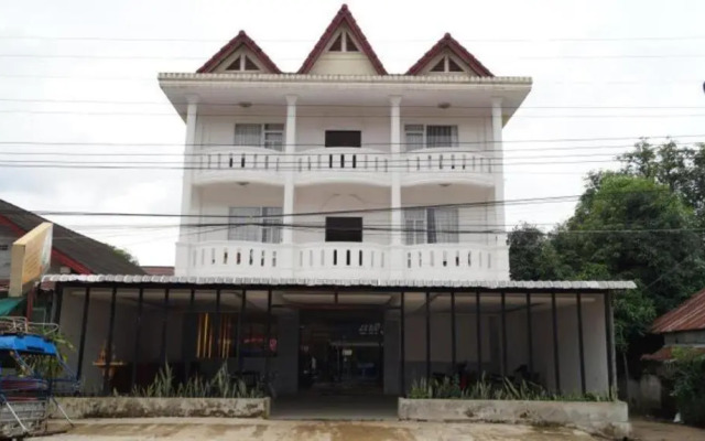 Vangvieng Boutique Hotel