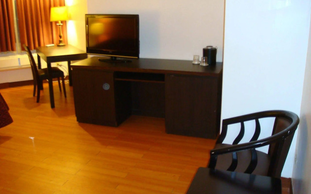 Grand Plaza Hotel