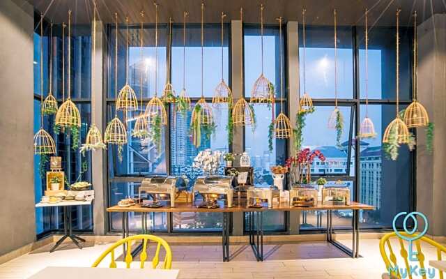 Expressionz Professional Suites by MyKey