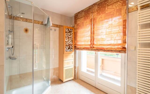 Charming Apartment Near Ski Area in Zell am See