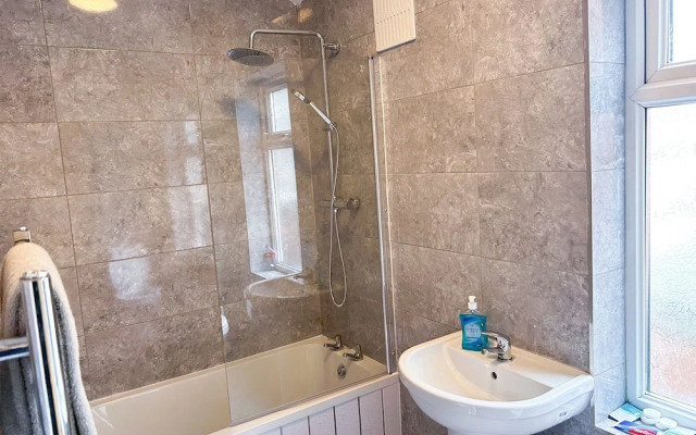 Lovely 2-bed Apartment in Birmingham