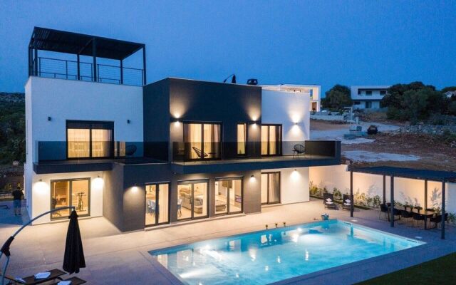 Villa Aria