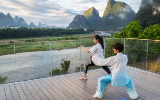 Yangshuo Leisure Tea Resort