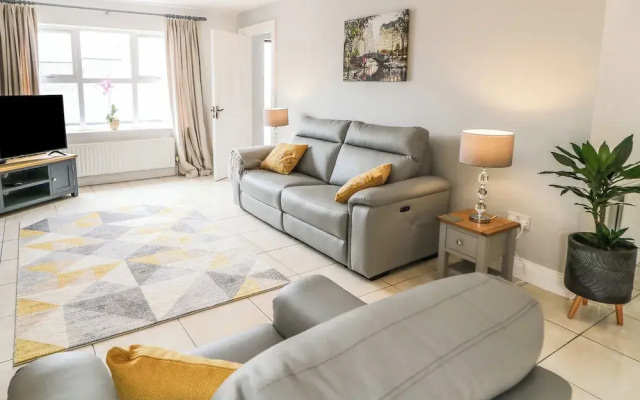 12 Hillview
