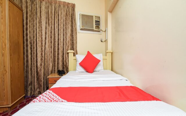 OYO 429 City Hotel