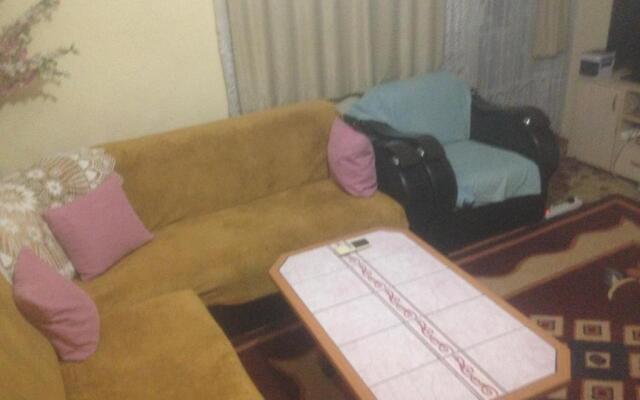 MOURAT Holiday Apartment Flat Furnished House Cheap Sleeping Rooms