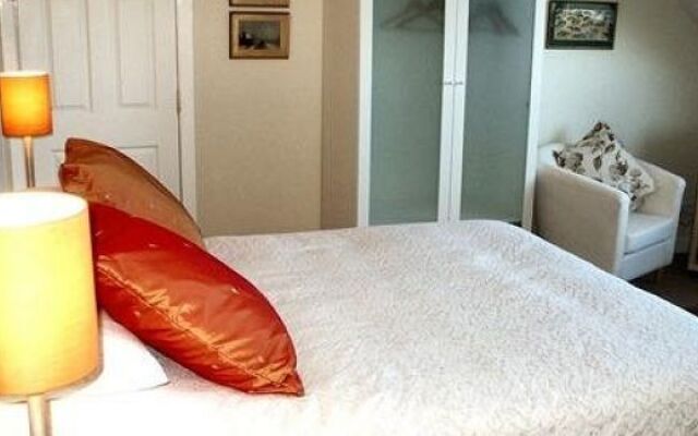 Ewenny Woods B&B