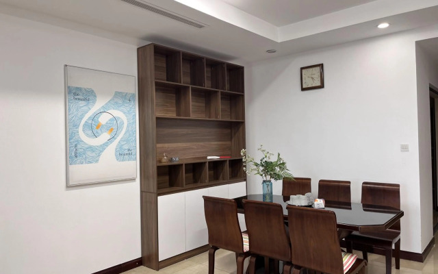 Vinhomes Royal City Luxury Apartment 2 Br