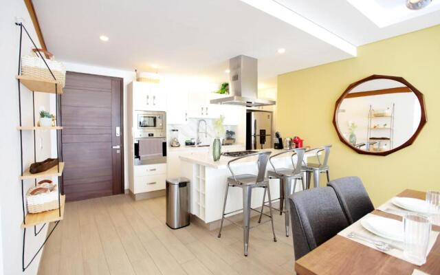 RealLuxe Stylish apartment with pool and gym