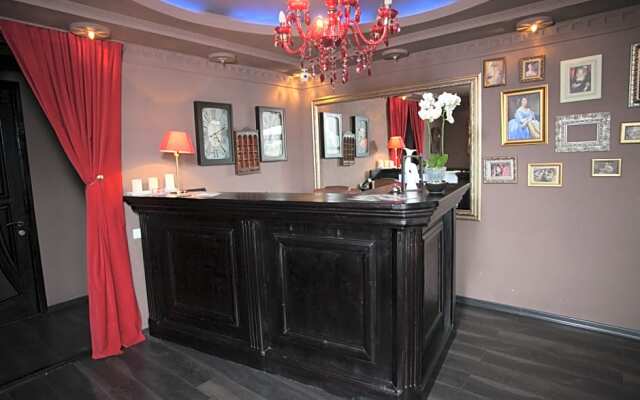 Shadow Boutique Hotel & Spa