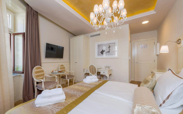 Piazza Heritage Hotel