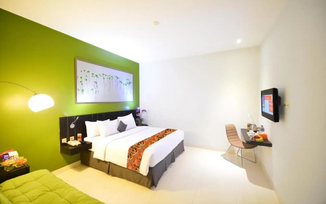 J hotel