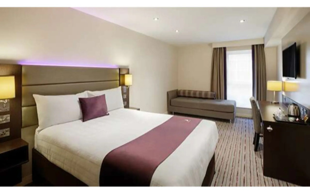 The Milestone Peterborough Hotel, Sure Collection