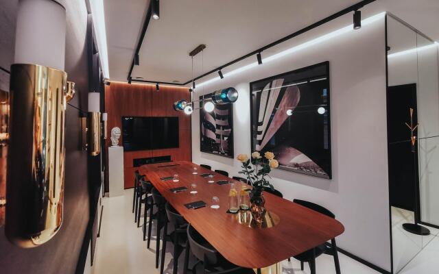 A22 Hotel