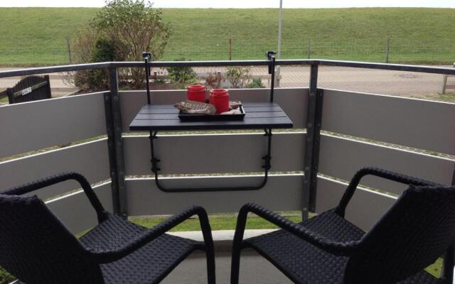 Robbenplate, Whng. 8