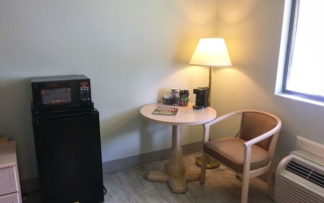 Admiral's Inn on Tybee Island