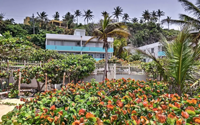 Tropical Caribbean Bungalow w/ Ocean Views & Pool