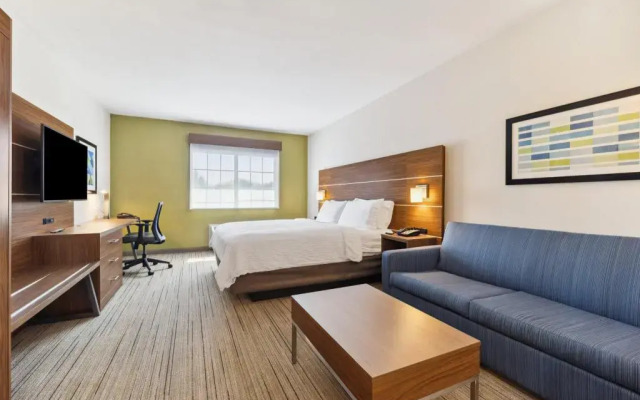 Holiday Inn Express & Suites Mountain View Silicon Valley by IHG
