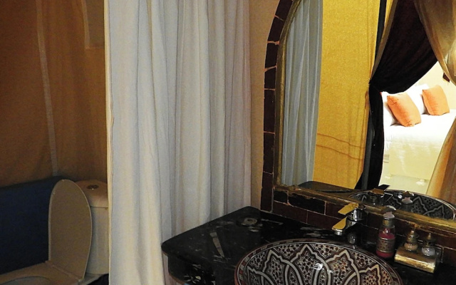 Room-luxury Desert Camp in Merzouga