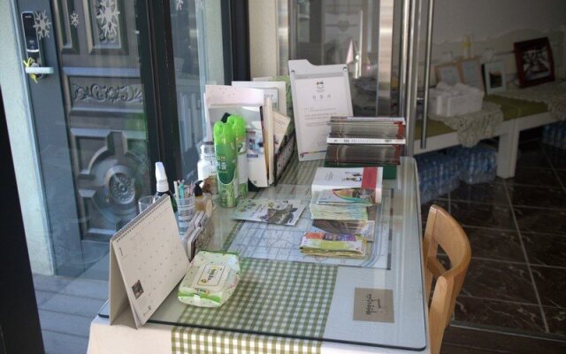 Deokindang & Su Guesthouse