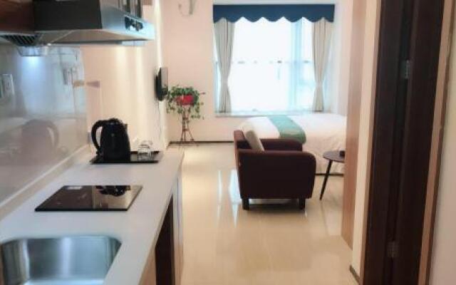 Xin Yue Zhi Lv Hotel