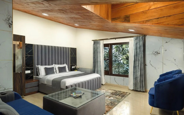 The Pine Retreat - Mall Road Dalhousie