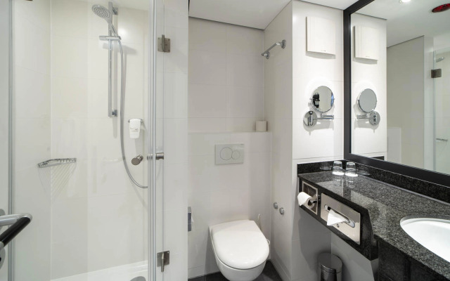 Holiday Inn Berlin Airport - Conference Centre by IHG