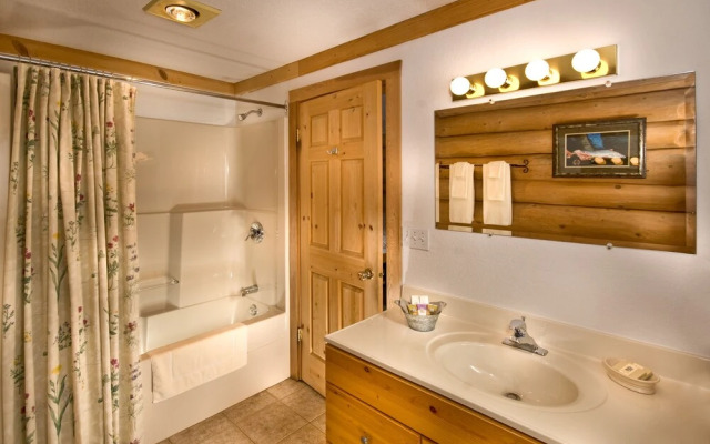 Bell 2 Lodge