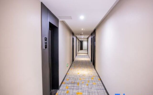 Xiyue Hotel (Yuxi Station Branch)