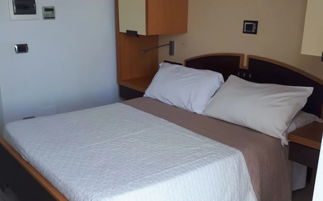 Seven Hostel