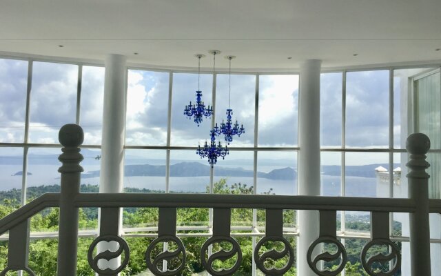 Costiera Fermiliana Tagaytay
