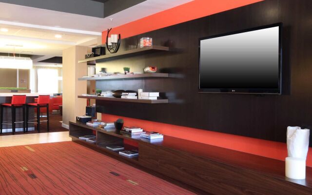 Courtyard by Marriott Topeka
