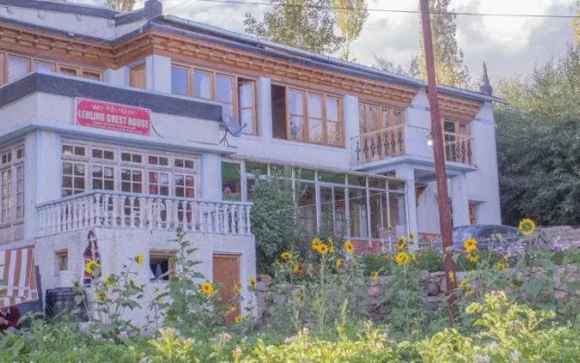 Leh Ling Guesthouse