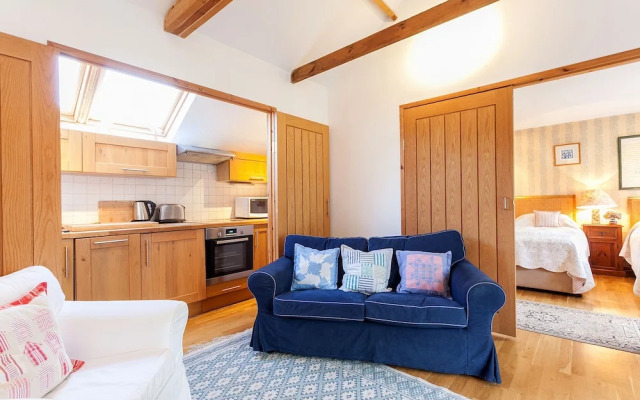 Wisteria Suite