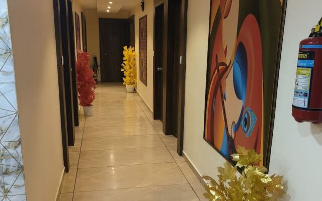 Hotel V R Villa