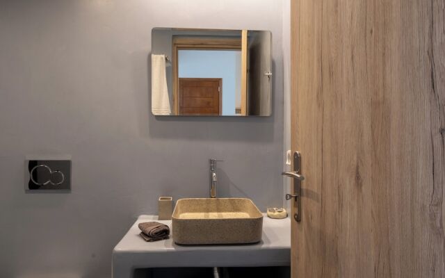 Sand Gem - Beach Apartments