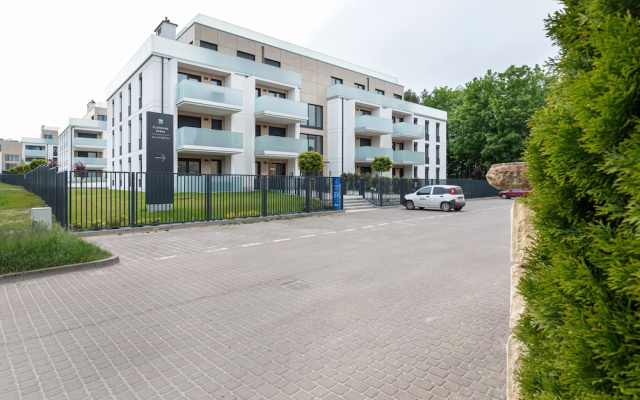 Sunny Rewal Apartments by Renters