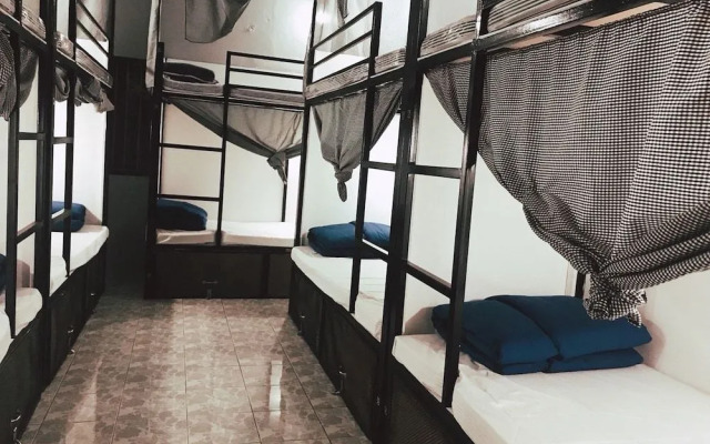 Oppa House Hostel - Adults Only